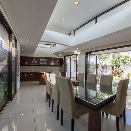 Villa Uma Girasole Canggu Kültér fotó
