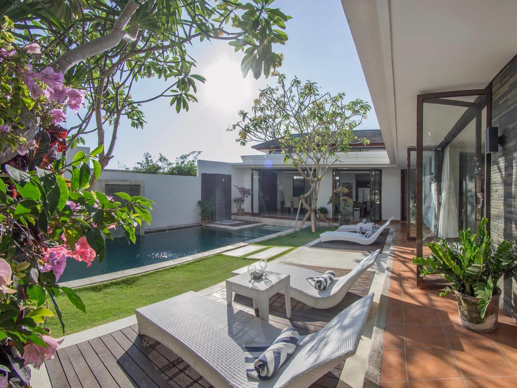 Villa Uma Girasole Canggu Kültér fotó